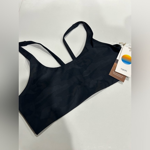 Vuori Other - Vuori Women's Large Yosemite Bra Black Camo NWT Lined Removable Cups Stretch